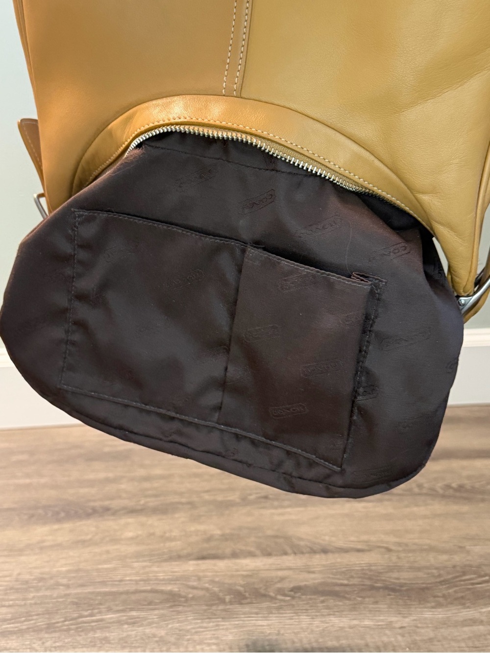 Coach Legacy West Zoe Hobo - Picture 8 of 16